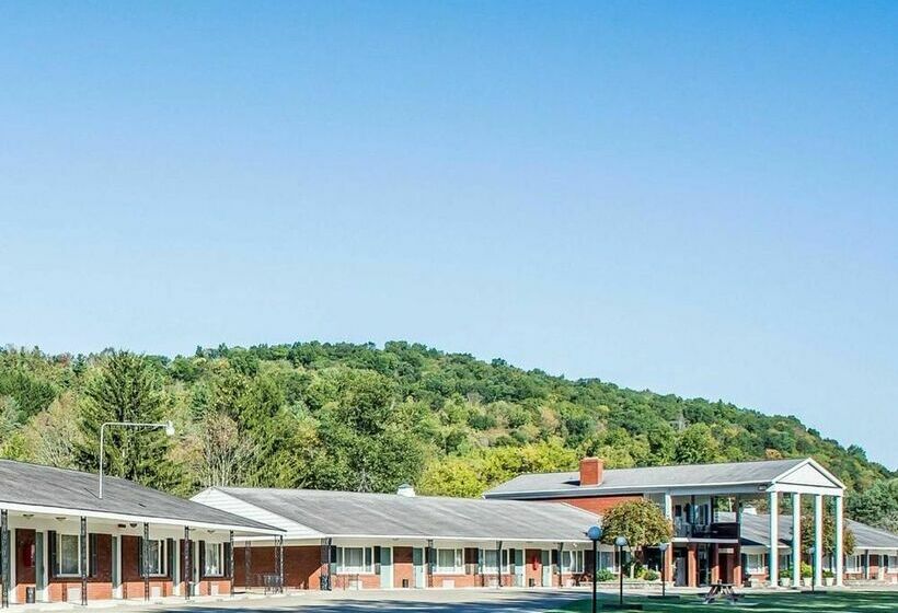 Отель Rodeway Inn Marshall Manor