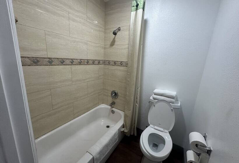 Palm Inn Hotel Near Tyler Mall Riverside