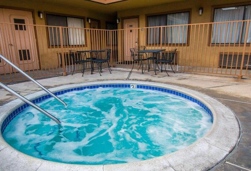 Palm Inn Hotel Near Tyler Mall Riverside