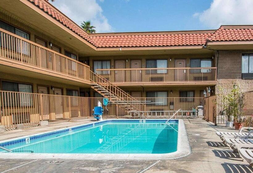 Palm Inn Hotel Near Tyler Mall Riverside