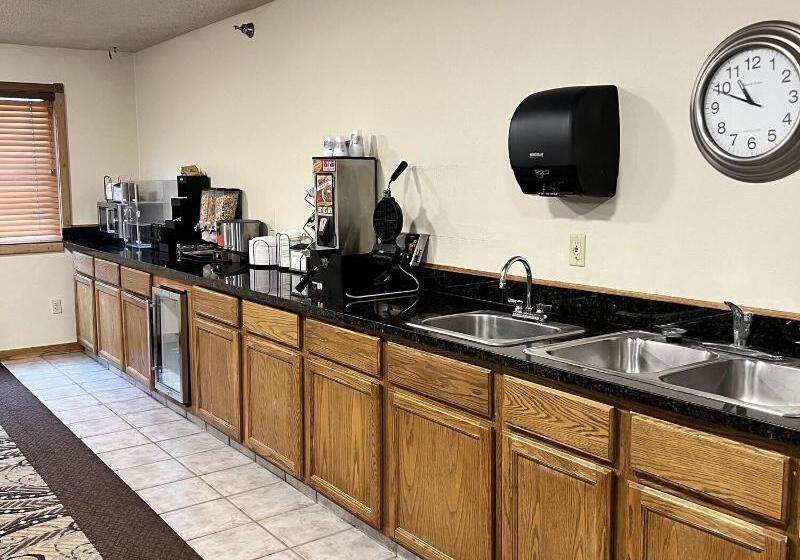酒店 Serena Inn & Suites  Sundance