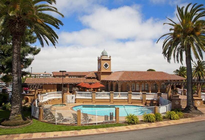 هتل Sfo El Rancho Inn Surestay Collection By Best Western