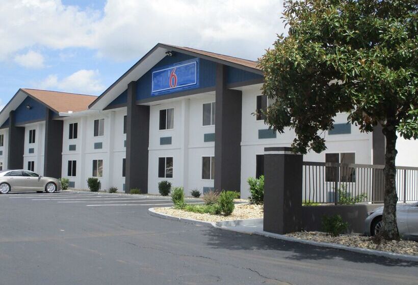 Motel 6 Chattanooga Airport