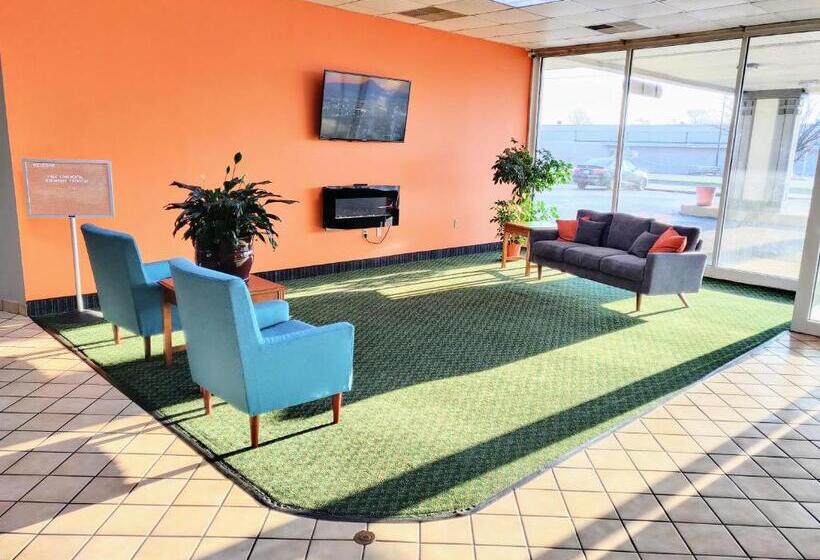 فندق Sprucewood Inn