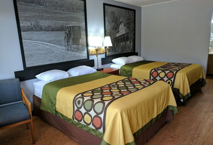 فندق Sprucewood Inn