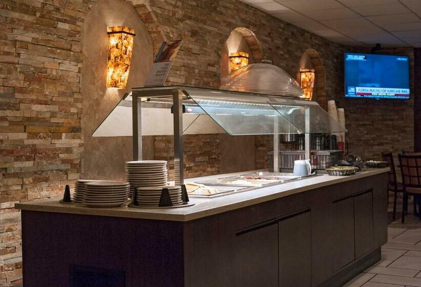 فندق Stevens Inn A Howard Johnson By Wyndham