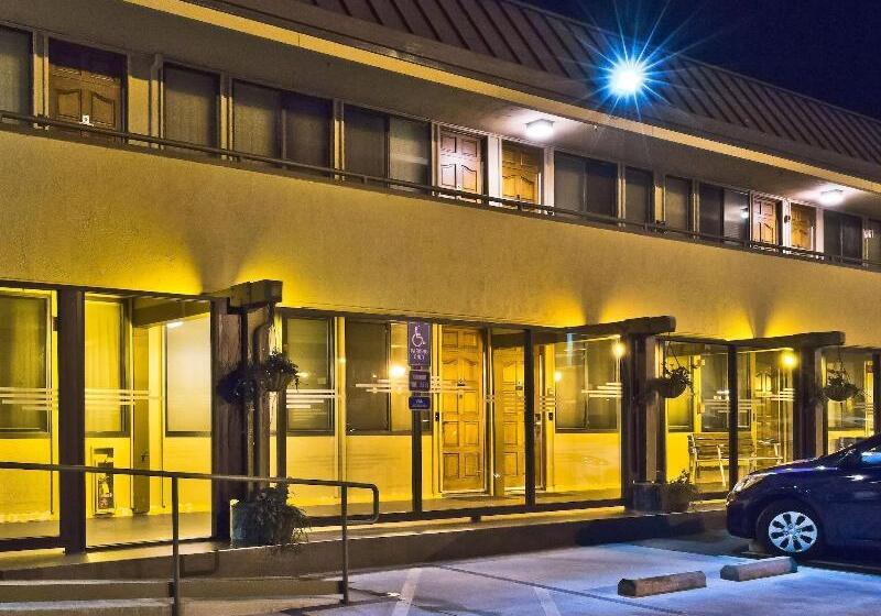 בית מלון כפרי Strata