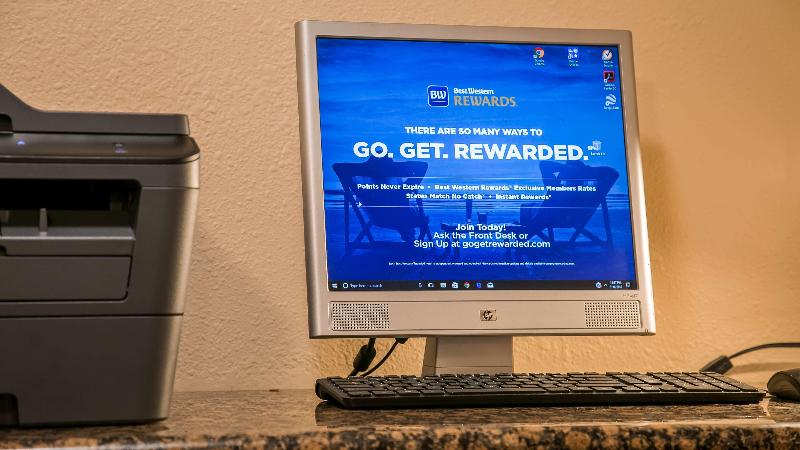 Отель Sturgis Lodge And Suites