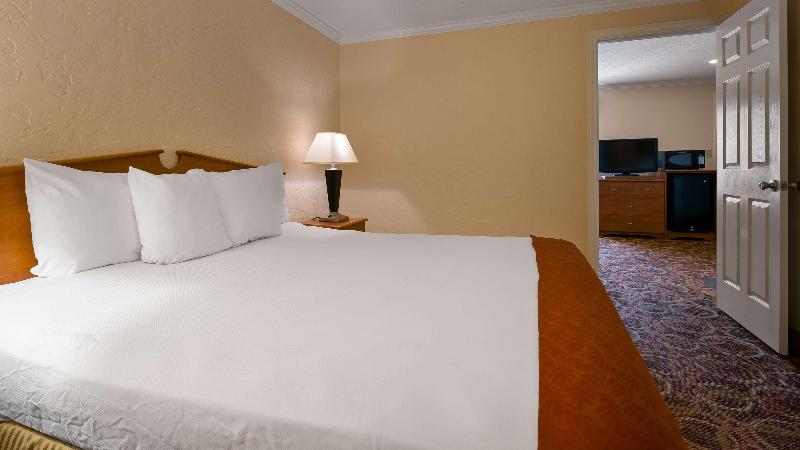 Отель Sturgis Lodge And Suites