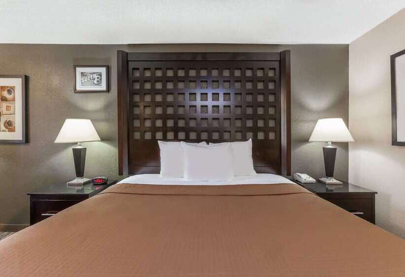 فندق Super 8 By Wyndham Atoka