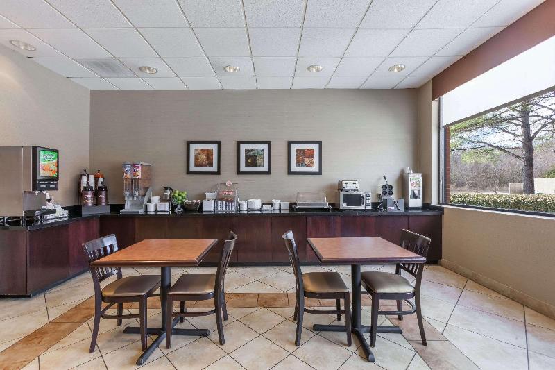 فندق Super 8 By Wyndham Atoka