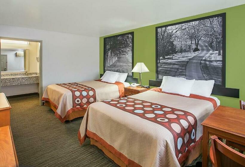فندق Super 8 By Wyndham Cave City