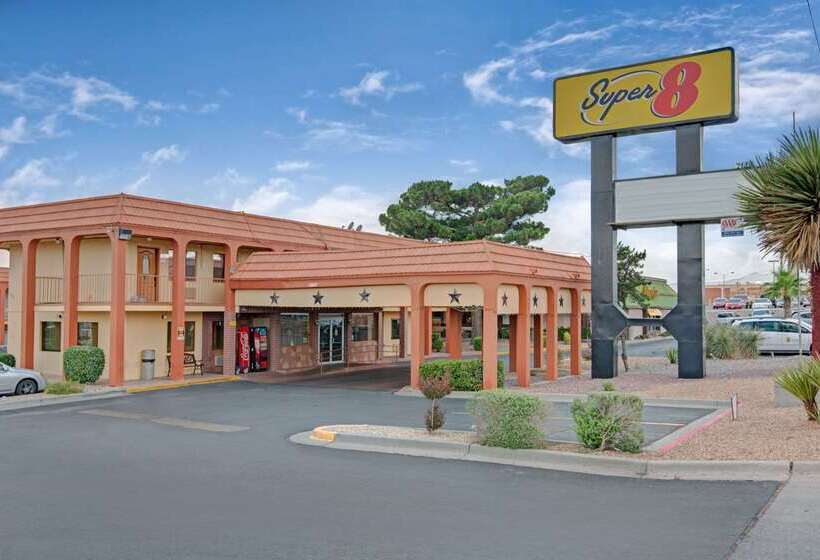 ホテル Super 8 By Wyndham El Paso Airport