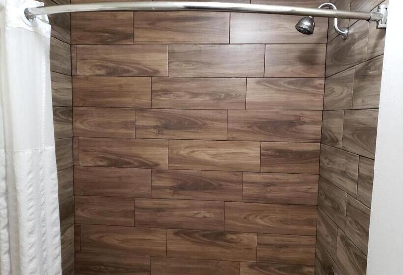 ホテル Super 8 By Wyndham El Paso Airport