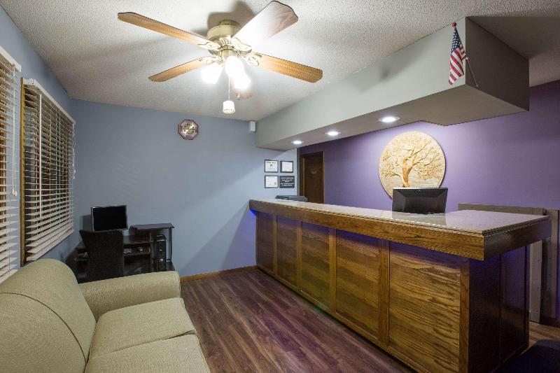 호텔 Super 8 By Wyndham Williams