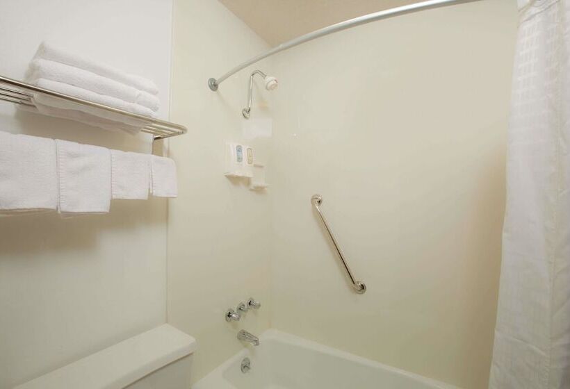 호텔 Super 8 By Wyndham Williams