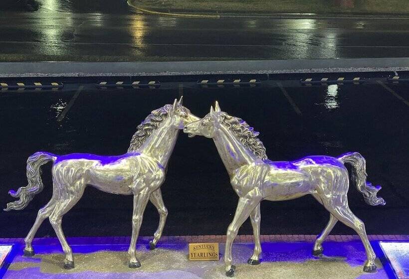 Surestay Hotel By Best Western Bardstown General Nelson