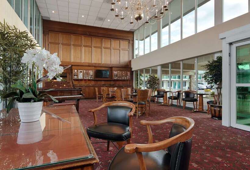 فندق Brandywine Valley Inn Surestay Plus By Best Western