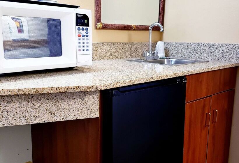 Surestay Plus Hotel By Best Western Black River Falls