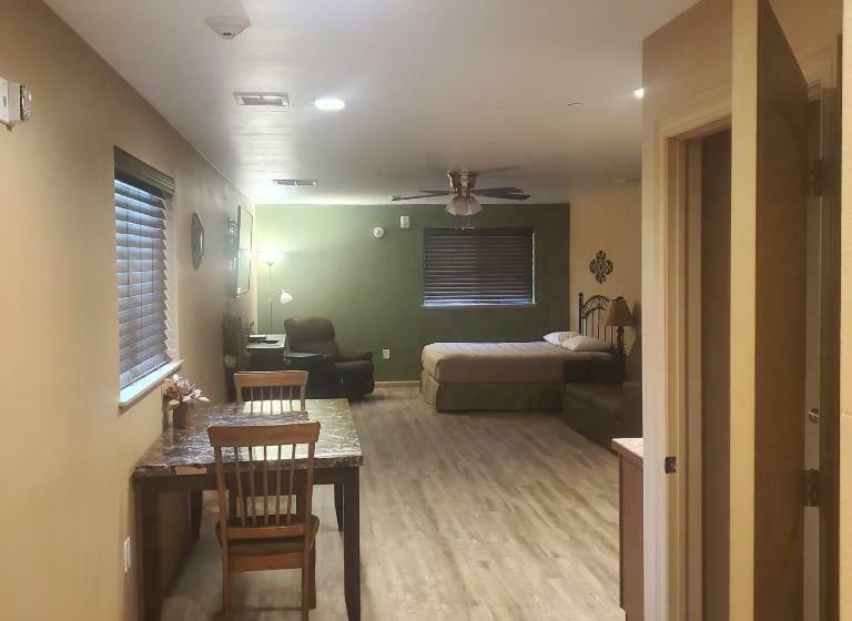 فندق Terrace Park Inn