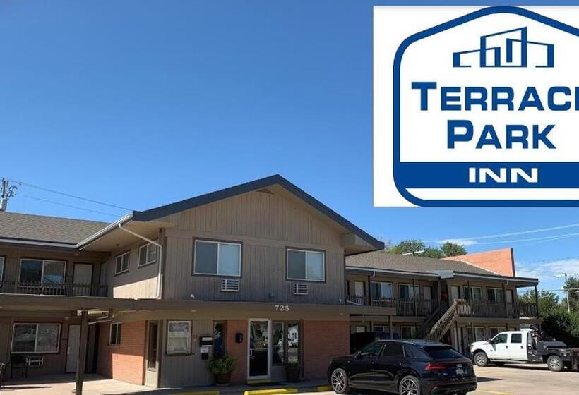 فندق Terrace Park Inn