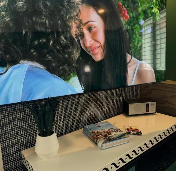 Отель The Adler A Hollywood