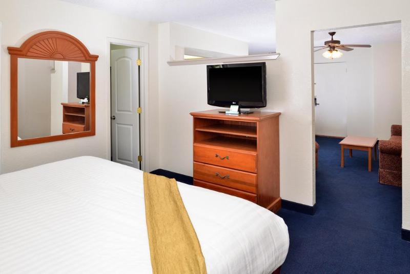 فندق The Classic Desert Aire