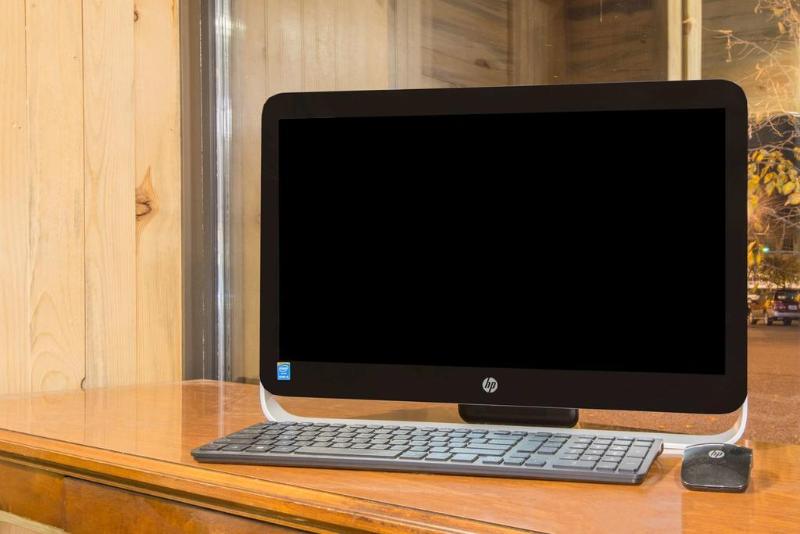 בית מלון כפרי The Days Inn University