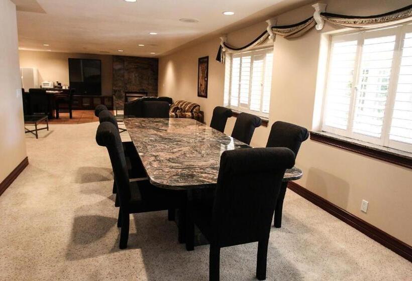 ホテル Greenwell Inn