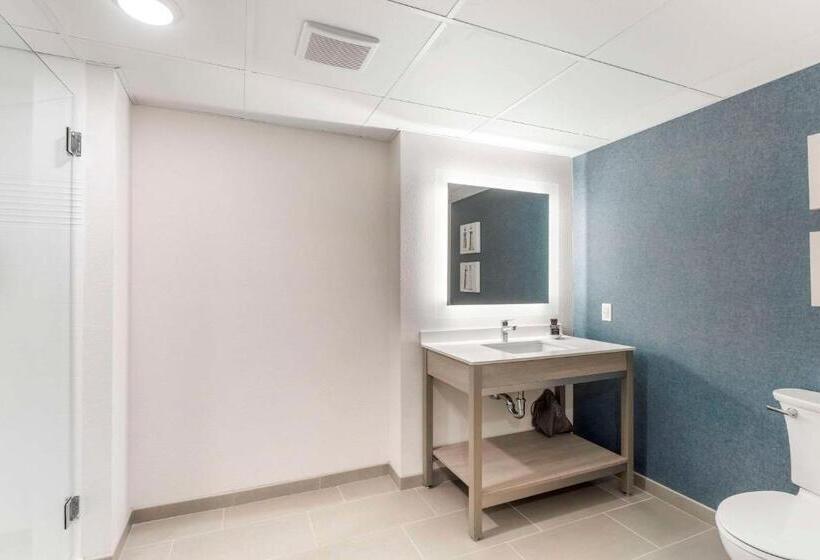 The Harborview, Ascend Hotel Collection