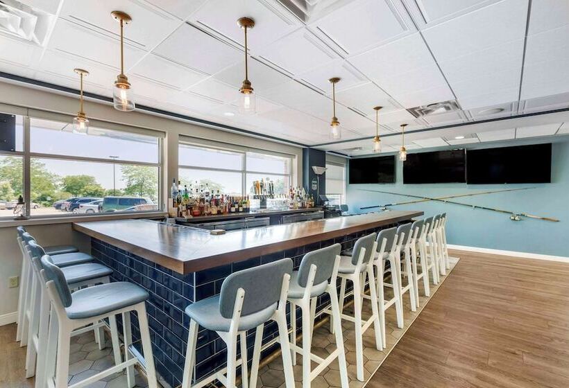 The Harborview, Ascend Hotel Collection