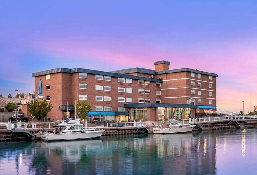 The Harborview, Ascend Hotel Collection