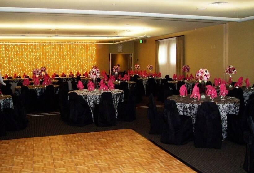 فندق The Landing