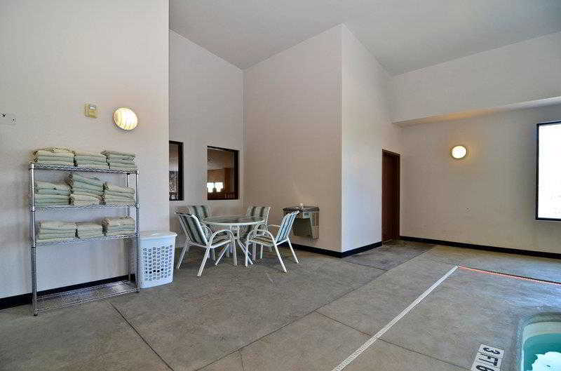 Отель The Lodge at Mount Rushmore