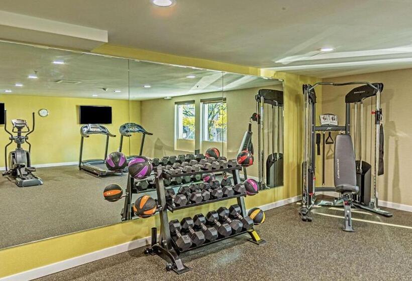 The Penn Stroud, Stroudsburg   Poconos, Ascend Hotel Collection