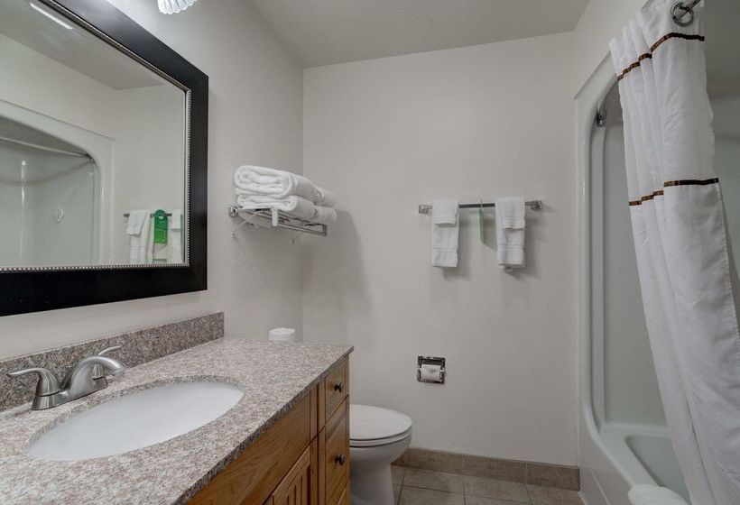 The Ridgeline Hotel At Yellowstone, Ascend Hotel Collection