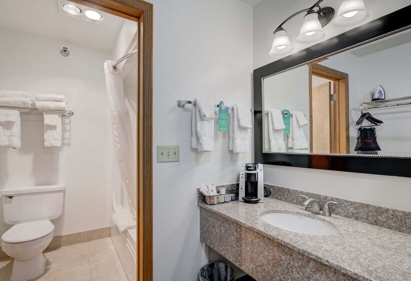 The Ridgeline Hotel At Yellowstone, Ascend Hotel Collection