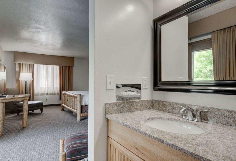 The Ridgeline Hotel At Yellowstone, Ascend Hotel Collection