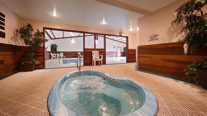 The Ridgeline Hotel At Yellowstone, Ascend Hotel Collection