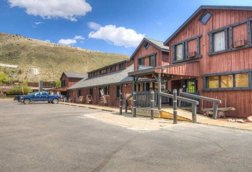 The Ridgeline Hotel At Yellowstone, Ascend Hotel Collection