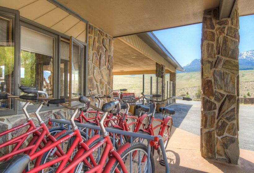 The Ridgeline Hotel At Yellowstone, Ascend Hotel Collection
