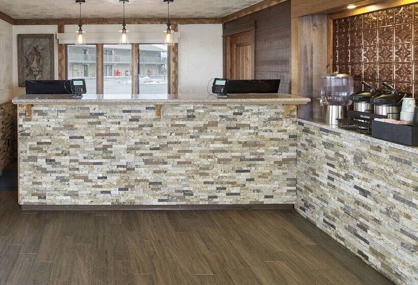 The Ridgeline Hotel At Yellowstone, Ascend Hotel Collection