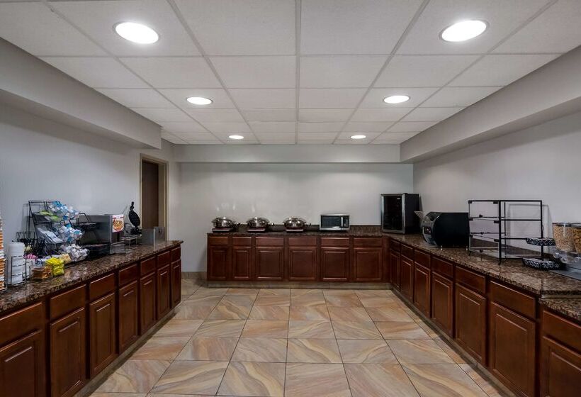 The Hotel Saratoga, Ascend Hotel Collection