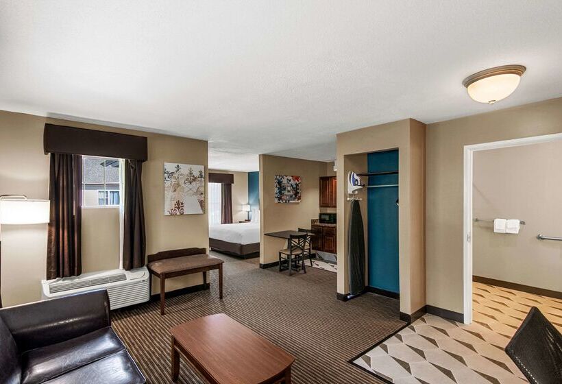 The Hotel Saratoga, Ascend Hotel Collection