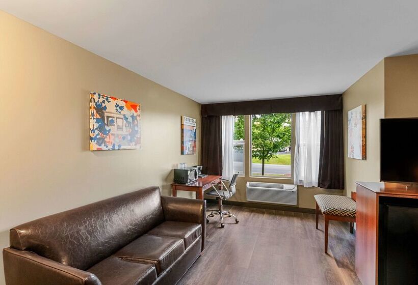 The Hotel Saratoga, Ascend Hotel Collection