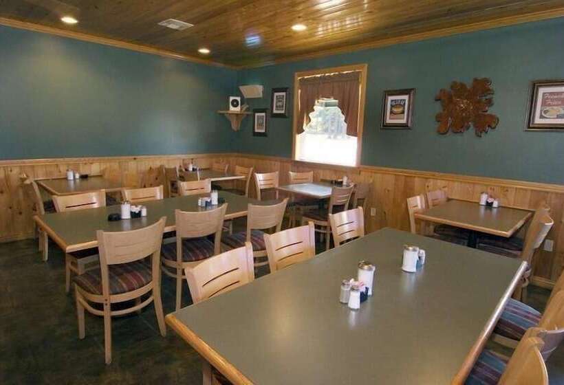 هتل The Winnfield Lodge