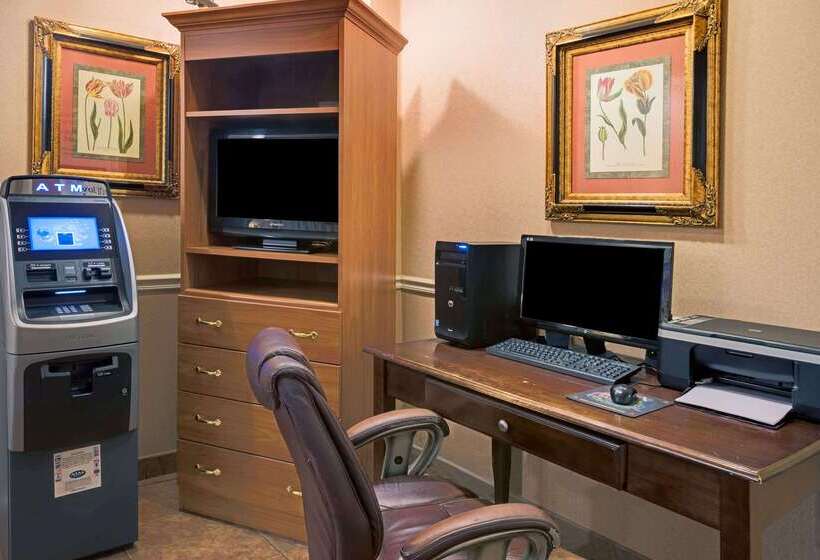 فندق Travelodge By Wyndham Beckley