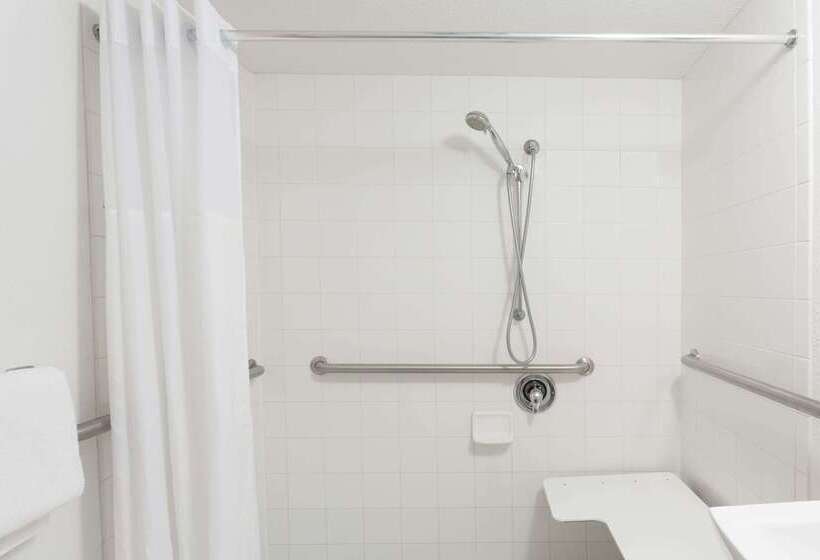 בית מלון כפרי Travelodge By Wyndham Deltona