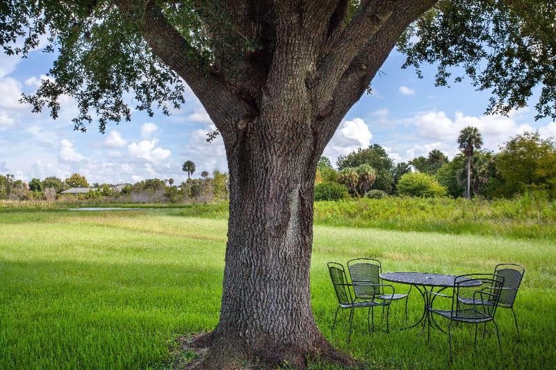 בית מלון כפרי Travelodge By Wyndham Deltona