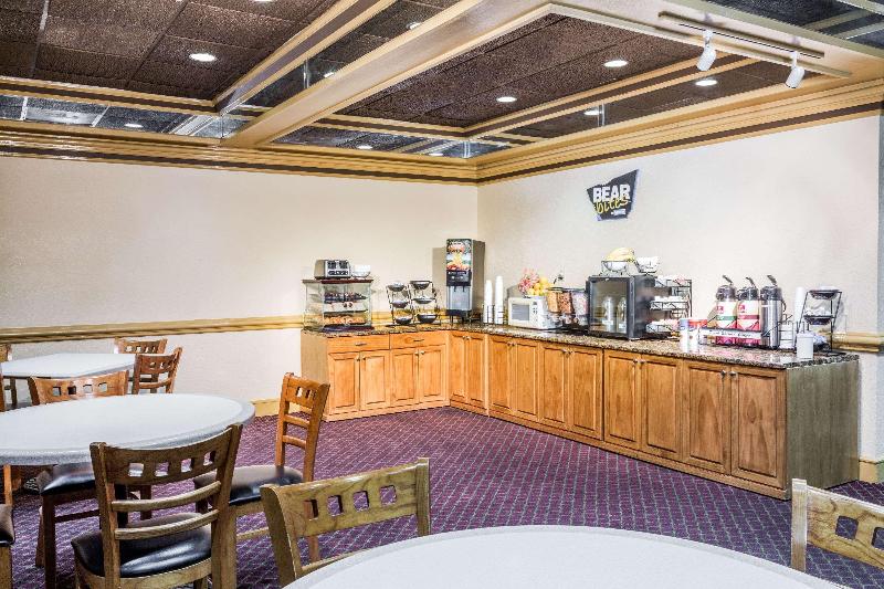 בית מלון כפרי Travelodge By Wyndham Deltona